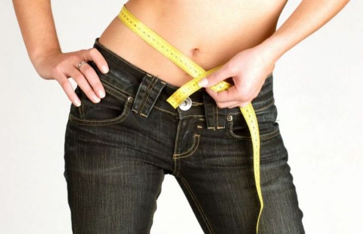 Afla cum sa obtii un abdomen plat in 10 pasi