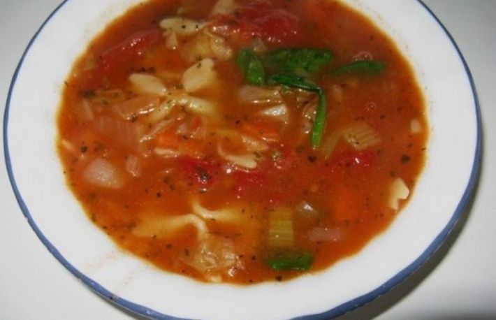 Cum se prepara supa Minestrone?