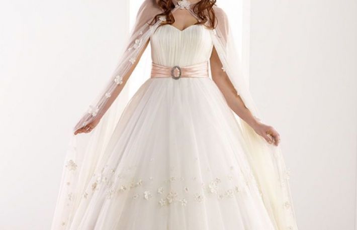Rochii de mireasa Pronuptia Mademoiselle 2014