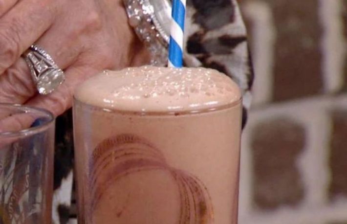 Crema de albus cu ciocolata