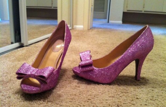 Pantofi glamour cu sclipici pentru firile creative