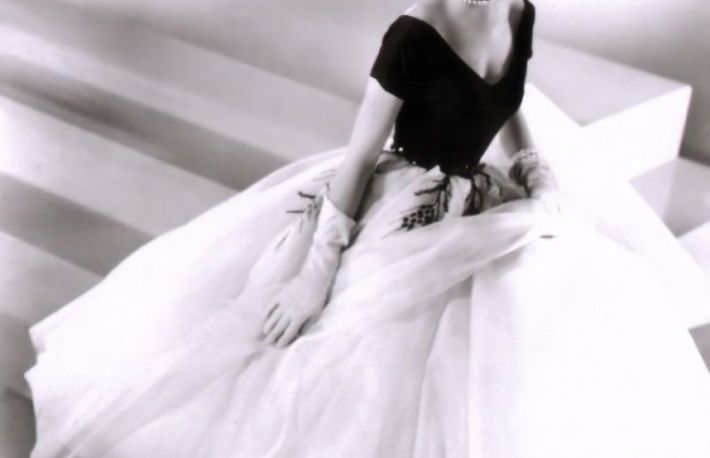 Alege rochii in stilul Grace Kelly!