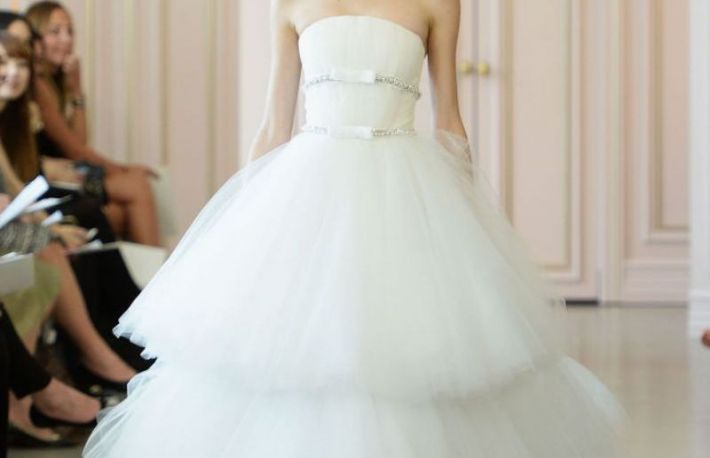 Rochii de mireasa Oscar de la Renta, primavara 2016