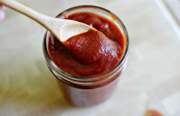 Cum se prepara ketchupul de casa din ingrediente naturale