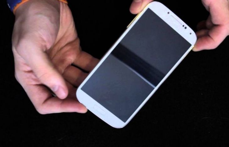Cum se reseteaza hardul unul telefon Galaxy S4