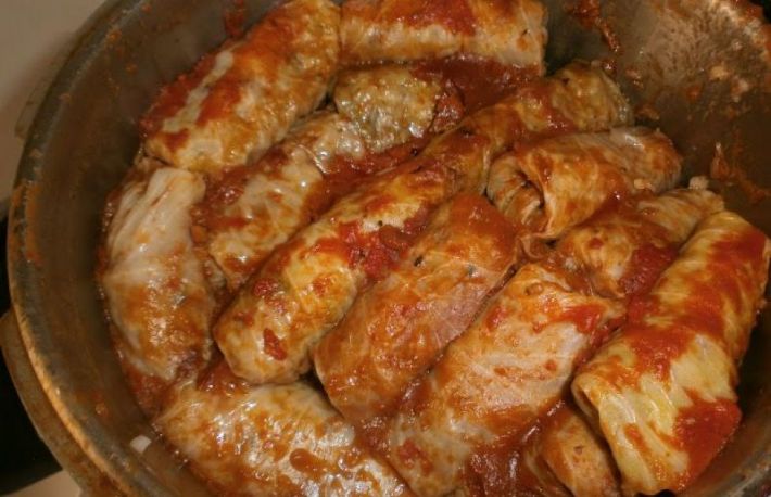 Sarmale cu carne de purcel (varza murata)