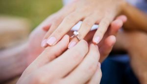 10 idei de cereri in casatorie in public