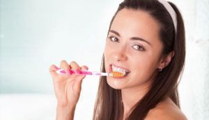 Ingrijirea dintilor si a gingiilor in timpul sarcinii