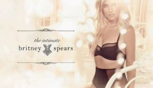 Britney Spears si Miley Cyrus isi lanseaza primele colectii vestimentare la saptamana modei din New York
