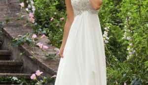 Rochii de mireasa Voyage de la Mori Lee