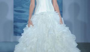 Rochii de mireasa Mark Zunino 2015