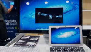 Cum sa conectezi un Macbook Air la un monitor 