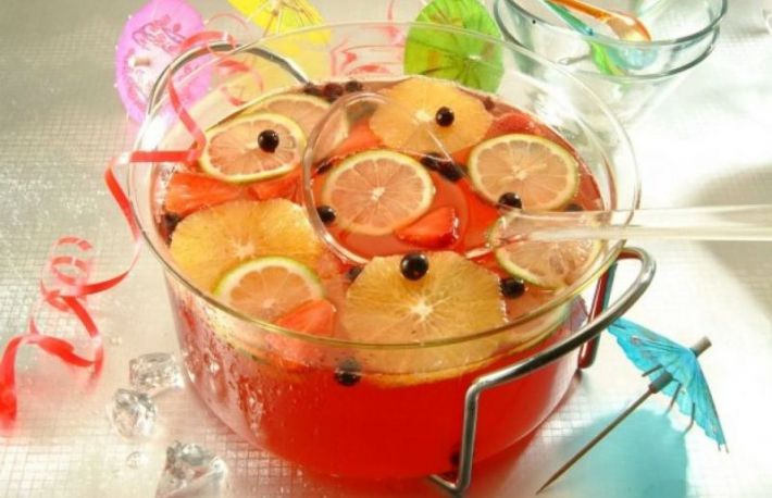 Cum se face punch-ul de fructe