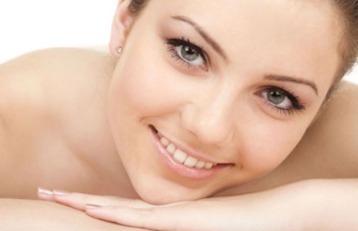 Cum sa folosesti machiajul pentru a arata mai tanara?