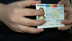 Ce documente sunt necesare la eliberarea primului act de identitate?